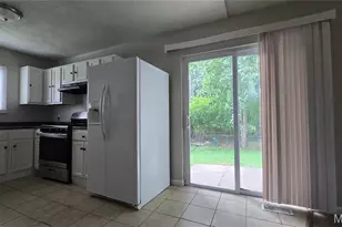 11289 Aspen Woods Dr, Saint Louis, MO 63138 - Photo 6