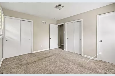 30 Saint Edward Lane, Florissant, MO 63033 - Photo 10
