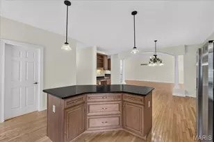17531 Garden Ridge Cir, Wildwood, MO 63038 - Photo 16
