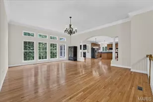 17531 Garden Ridge Cir, Wildwood, MO 63038 - Photo 10