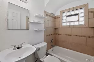 6847 Corbitt Ave, University City, MO 63130 - Photo 24