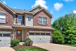 633 Giotto Ct, Wentzville, MO 63385 - Photo 2