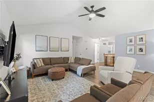 329 Crescent Ave, Valley Park, MO 63088 - Photo 4