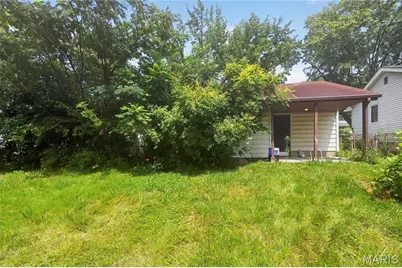 10061 Lilac Avenue, Saint Louis, MO 63137 - Photo 4