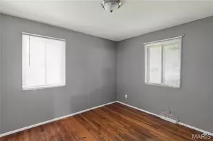 10061 Lilac Ave, Saint Louis, MO 63137 - Photo 16