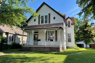 714 Monroe St, Saint Charles, MO 63301 - Photo 1