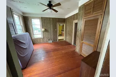 714 Monroe Street, Saint Charles, MO 63301 - Photo 24
