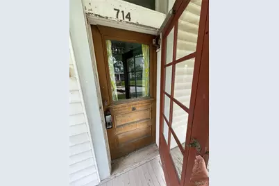 714 Monroe Street, Saint Charles, MO 63301 - Photo 12