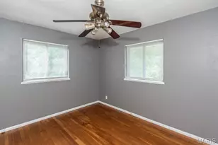 10205 Gourock Dr, Saint Louis, MO 63137 - Photo 18