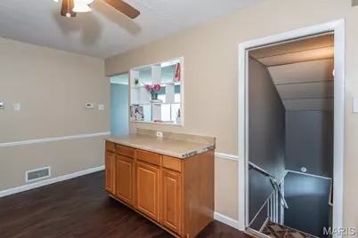 10205 Gourock Drive, Saint Louis, MO 63137 - Photo 8