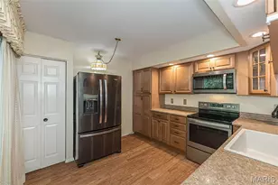 817 Woodside Trails Dr, Ballwin, MO 63021 - Photo 6