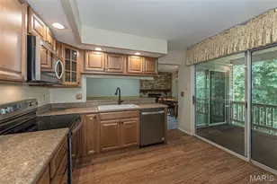817 Woodside Trails Dr, Ballwin, MO 63021 - Photo 8