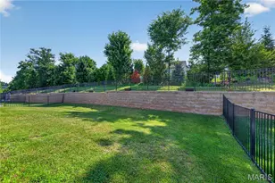 156 Hidden Bluffs Dr, Lake Saint Louis, MO 63367 - Photo 14