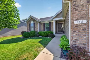 156 Hidden Bluffs Dr, Lake Saint Louis, MO 63367 - Photo 4