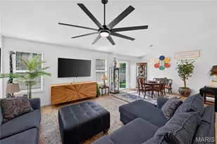 156 Hidden Bluffs Dr, Lake Saint Louis, MO 63367 - Photo 8