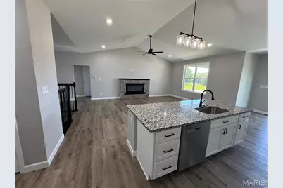 726 Deerfield Lane, Farmington, MO 63640 - Photo 2