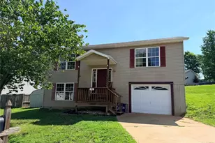 218 Grand Central Dr, Union, MO 63084 - Photo 1