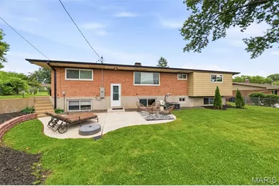 9864 Amberley Drive, Saint Louis, MO 63126 - Photo 38