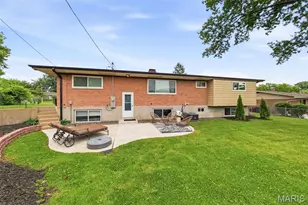 9864 Amberley Dr, Saint Louis, MO 63126 - Photo 38