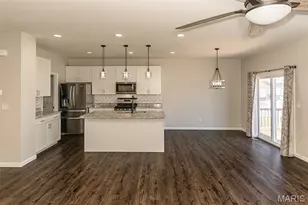 393 Victory Height Dr, Wentzville, MO 63385 - Photo 20