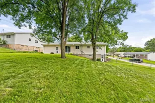 3350 Greenbridge Dr, Bridgeton, MO 63044 - Photo 34