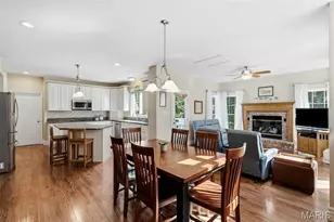10209 Eddingham Terrace, Saint Louis, MO 63128 - Photo 12