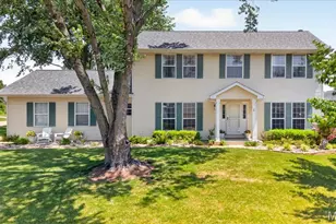 2 Democracy Cir, O'Fallon, MO 63368 - Photo 1