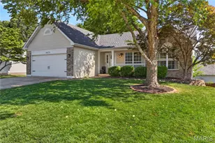 3673 Eagles Hill Ridge, Saint Charles, MO 63303 - Photo 4