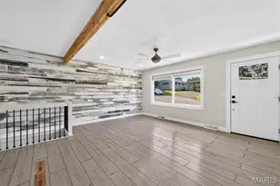 11 Robin Dr, Saint Charles, MO 63301 - Photo 8