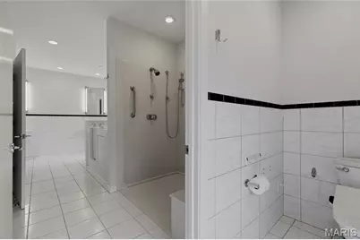 8333 Kingsbury Boulevard, Clayton, MO 63105 - Photo 16