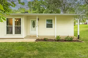 250 Sunset Dr, Ballwin, MO 63011 - Photo 4