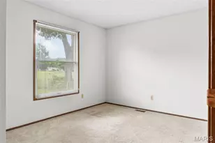 13 Newberry Dr, Saint Peters, MO 63376 - Photo 16