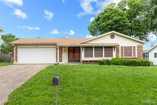 13 Newberry Dr, Saint Peters, MO 63376 - Photo 1