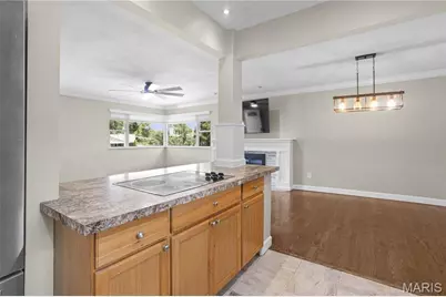 4684 Venarde Drive, Saint Louis, MO 63128 - Photo 18