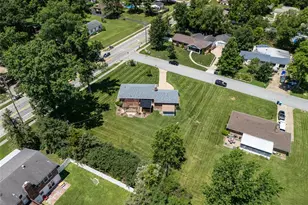 4684 Venarde Dr, Saint Louis, MO 63128 - Photo 38