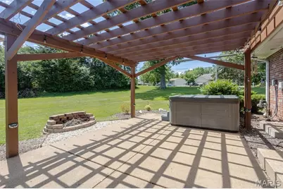 4684 Venarde Drive, Saint Louis, MO 63128 - Photo 30
