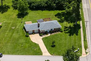 4684 Venarde Dr, Saint Louis, MO 63128 - Photo 36