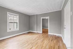 7033 Julian Ave, University City, MO 63130 - Photo 2