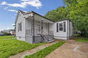 7033 Julian Ave, University City, MO 63130 - Photo 1