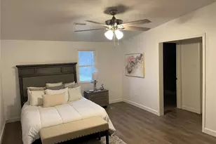 8428 St Olaf Dr, Saint Louis, MO 63134 - Photo 12
