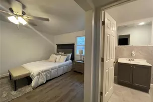 8428 St Olaf Dr, Saint Louis, MO 63134 - Photo 12