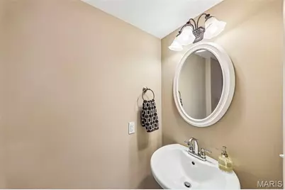 4401 Wilcox Avenue, Saint Louis, MO 63116 - Photo 32