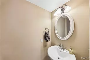 4401 Wilcox Ave, Saint Louis, MO 63116 - Photo 32