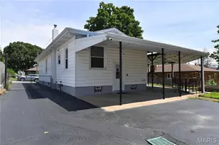358 W Loretta Ave, Lemay, MO 63125 - Photo 36