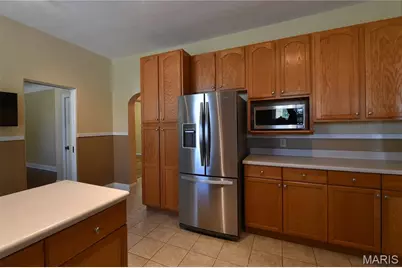 358 W Loretta Avenue, Lemay, MO 63125 - Photo 14