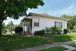 358 W Loretta Ave, Lemay, MO 63125 - Photo 2