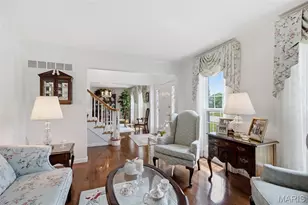4701 Idecker Pl, Saint Louis, MO 63129 - Photo 8