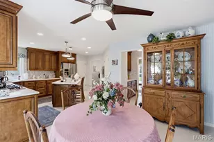4701 Idecker Pl, Saint Louis, MO 63129 - Photo 14