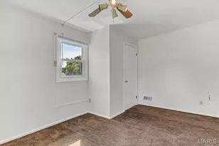 10724 St Matthew Ln, Saint Ann, MO 63074 - Photo 18