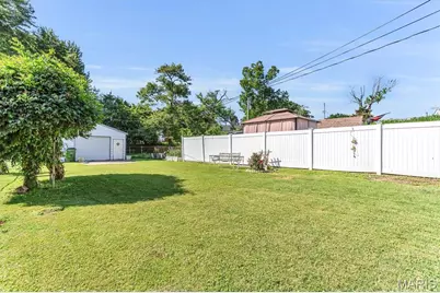 10724 Saint Matthew Lane, Saint Ann, MO 63074 - Photo 36